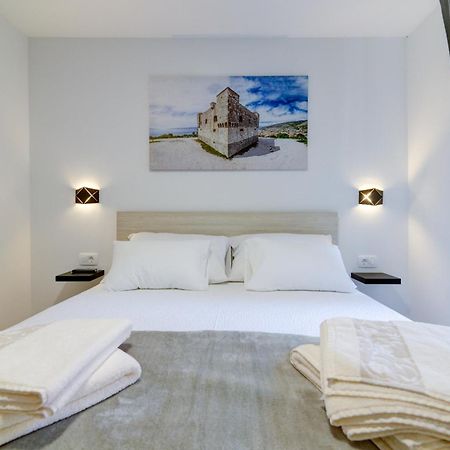 Rote Zora Apartman Zengg Kültér fotó