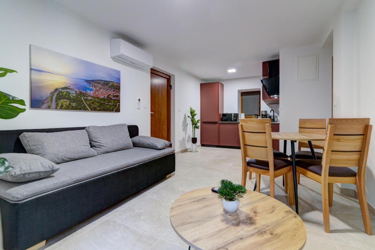Rote Zora Apartman Zengg Kültér fotó