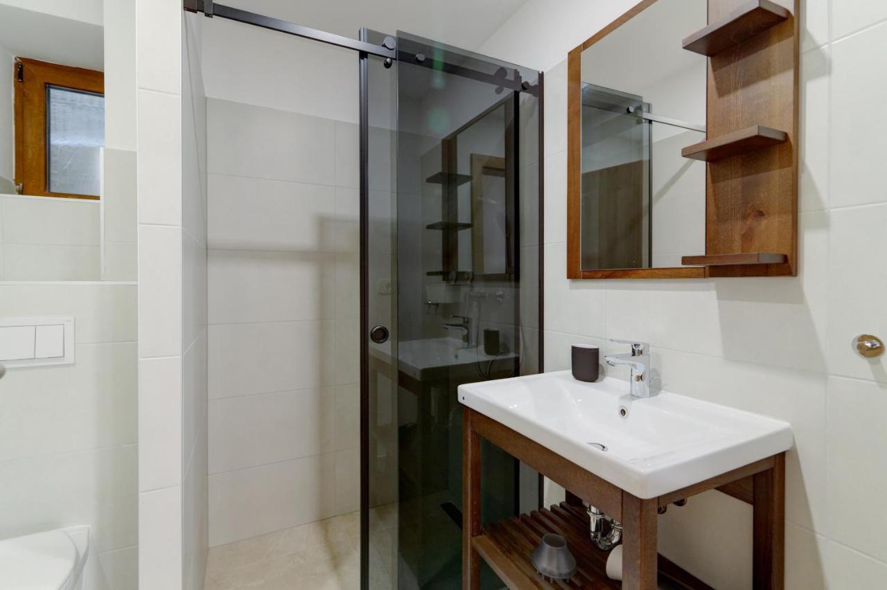 Rote Zora Apartman Zengg Kültér fotó